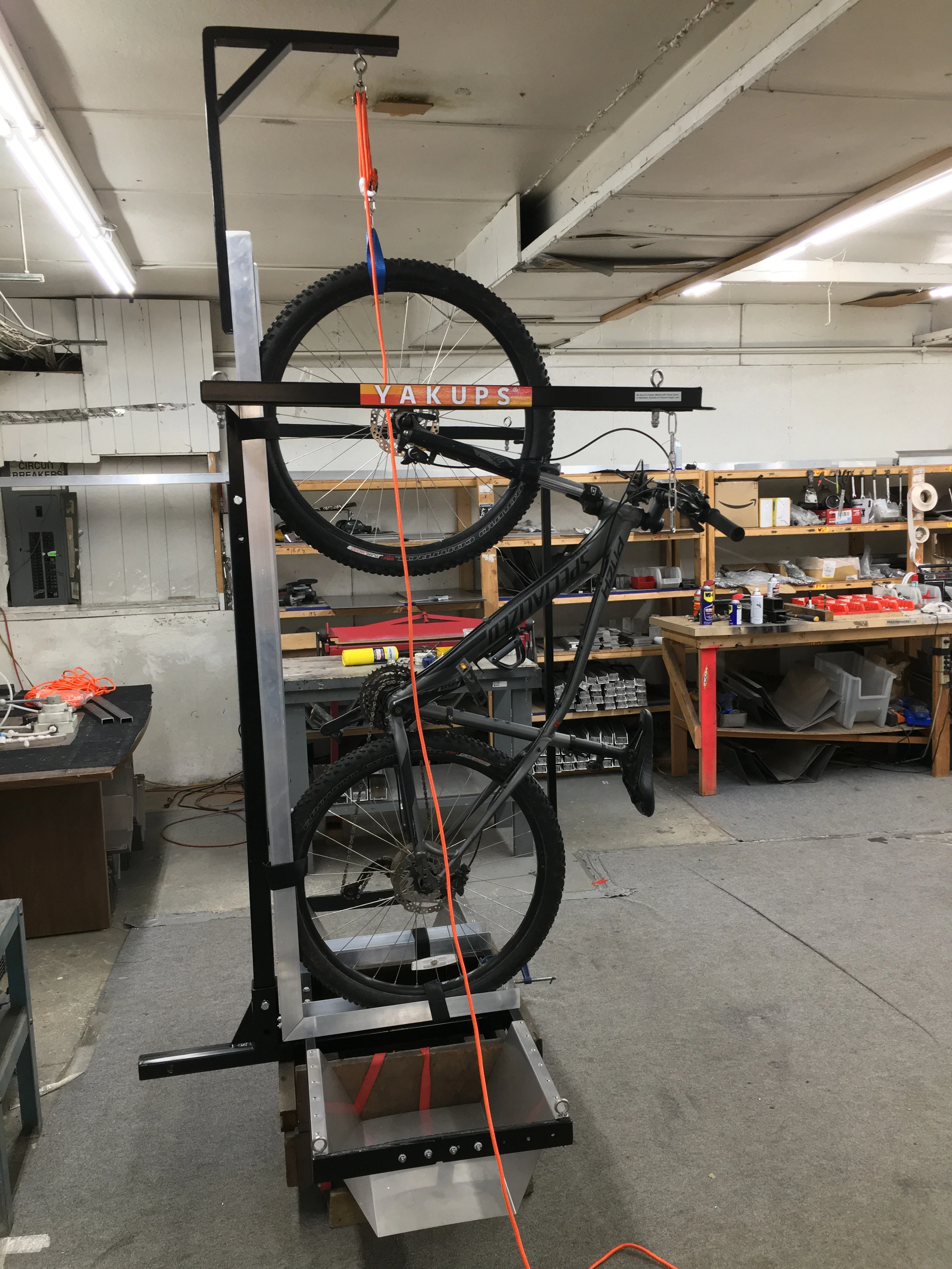 HOIST ARM FOR BIKES
